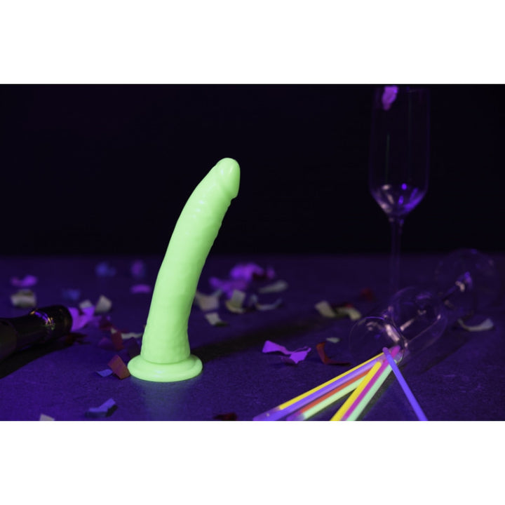 Slim Realistic Dildo 7 Neon Green - 20cm