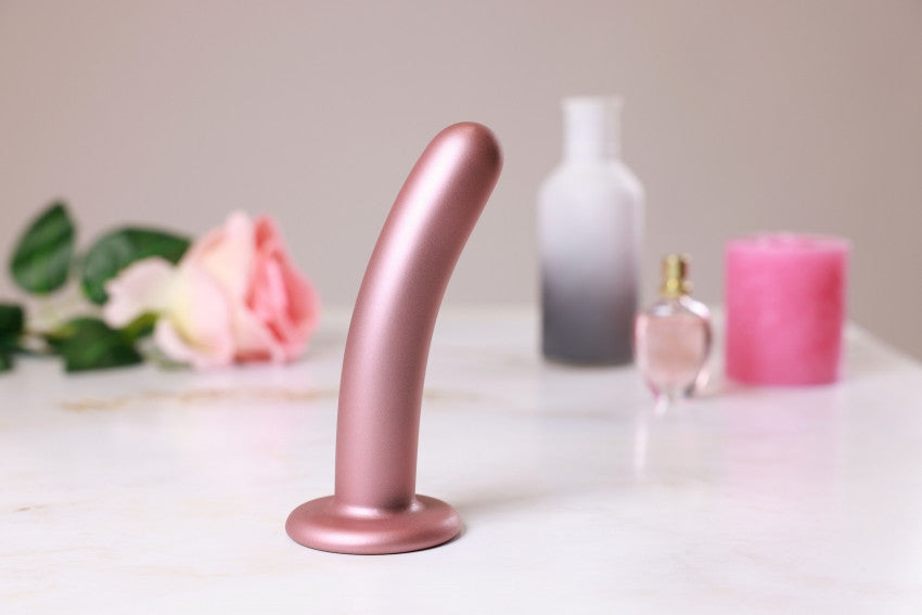 Smooth G-Spot Dildo Rose Gold - 14,5cm