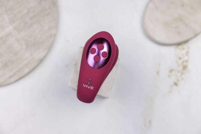 Vibratore per slip Triple Action Vibator with Clitoral Pulse Wave Pink