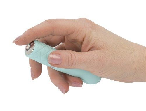 Vaginal vibrator stimulator in blue silicone rechargeable mini vibrating phallus